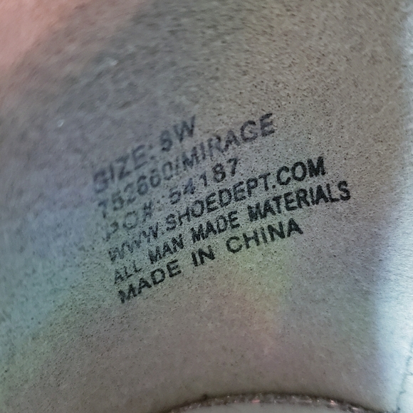 Silver Slipper Mirage Heel Size 8 Wide - Picture 7 of 7